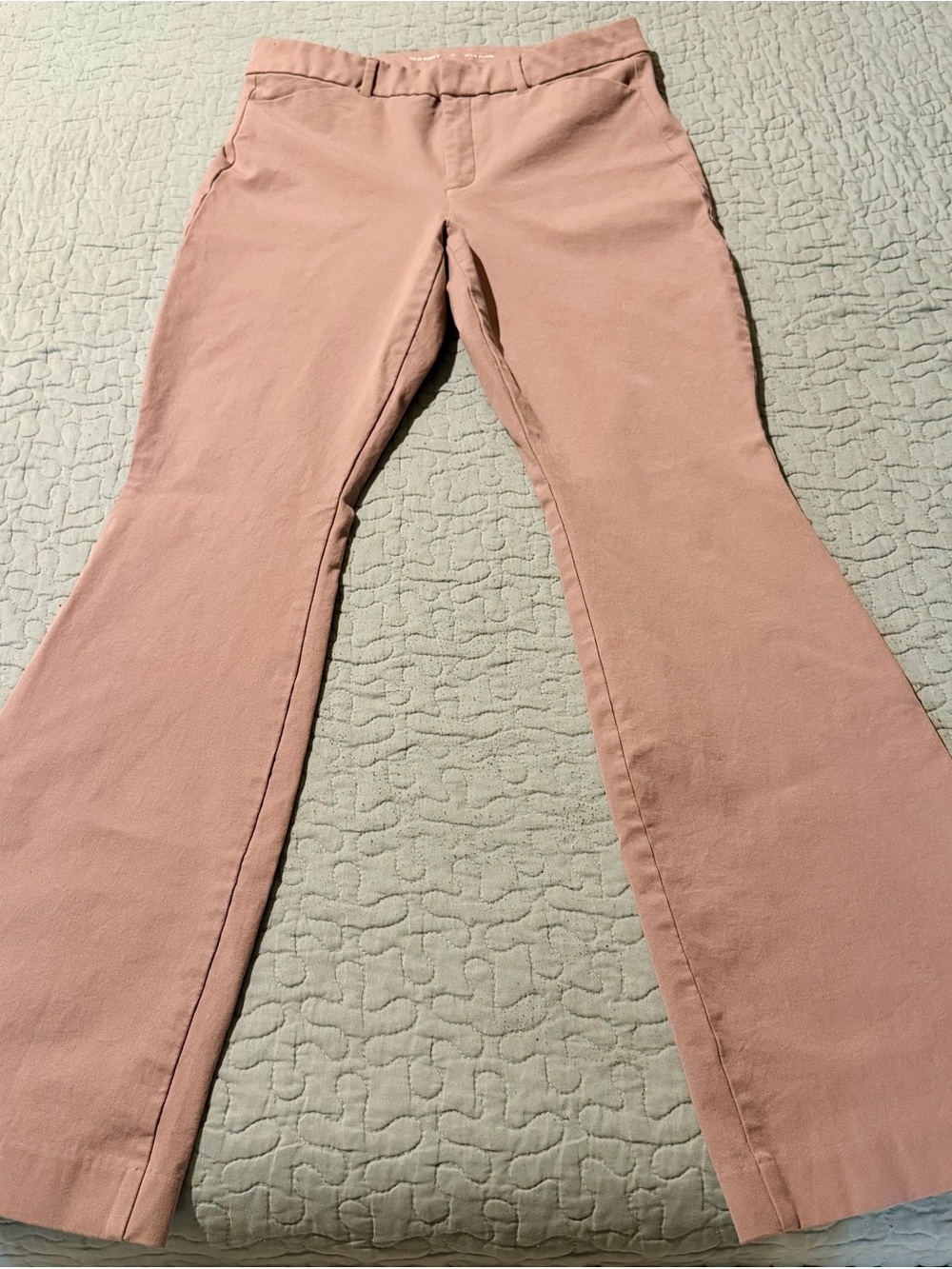 Old Navy High Rise Pixie Flare Pants in Lavender.
